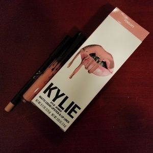 💄SOLD💄Kylie Jenner Lipstick & Lip liner